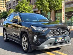 2021 Toyota RAV4 2.0L CVT 2WD Fashion, чёрный — фото 3