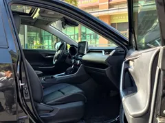 2021 Toyota RAV4 2.0L CVT 2WD Fashion, чёрный — фото 13