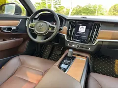 2023 Volvo S90, чёрный — фото 18