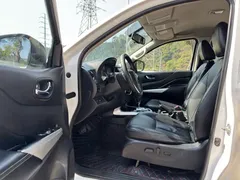 2021 Nissan Navara 2.5L AT 4WD QR25, белый — фото 10