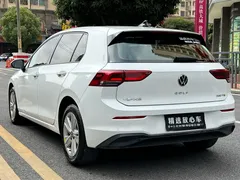 2023 Volkswagen Golf 200TSI DSG, белый — фото 6