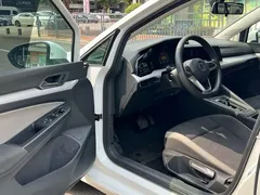 2023 Volkswagen Golf 200TSI DSG, белый — фото 13
