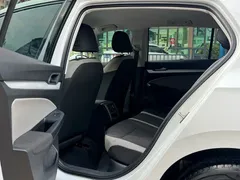 2023 Volkswagen Golf 200TSI DSG, белый — фото 14