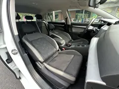 2023 Volkswagen Golf 200TSI DSG, белый — фото 16