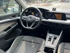 2023 Volkswagen Golf 200TSI DSG, белый — фото 17