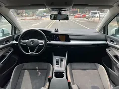 2023 Volkswagen Golf 200TSI DSG, белый — фото 20