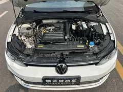 2023 Volkswagen Golf 200TSI DSG, белый — фото 21
