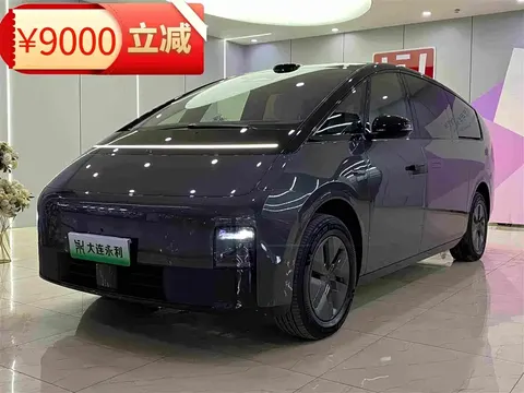 2025 Li Auto MEGA Home