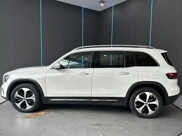 2022 Mercedes-Benz GLB 200