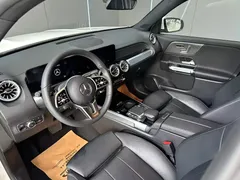 2022 Mercedes-Benz GLB 200, белый — фото 10