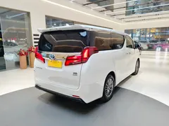 2020 Toyota Alphard Hybrid 2.5L Luxury, белый — фото 5