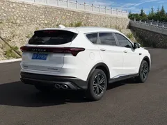 2023 Jetour X70 PLUS 1.5T MT 5-seat, белый — фото 6
