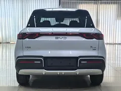 2025 BYD Yuan UP Smart Driving 401km Vitality, белый — фото 7