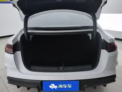 2024 BYD Qin L 80KM, белый — фото 4