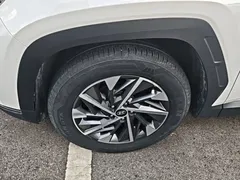 2023 Hyundai Tucson L 1.5T AT 2WD GLX Elite, белый — фото 23