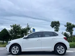 2021 Volkswagen Polo Plus 1.5L AT, белый — фото 4