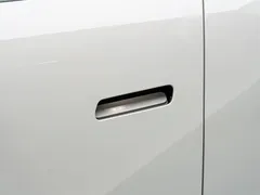 2025 Zeekr X 5 seats Long Range, белый — фото 7