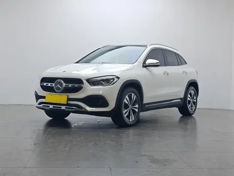 2020 Mercedes-Benz GLA 200