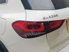 2020 Mercedes-Benz GLA 200, белый — фото 7