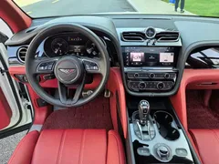 2022 Geely Bentayga 4.0T V8, белый — фото 24