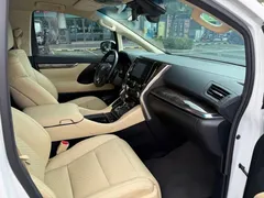 2021 Toyota Alphard Hybrid 2.5L Premium, белый — фото 11