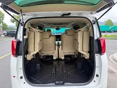2021 Toyota Alphard Hybrid 2.5L Premium, белый — фото 14