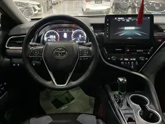 2023 Toyota Camry 2.5G Luxury, белый — фото 8