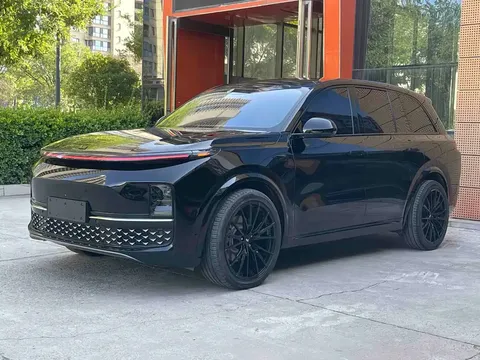 2023 Li Auto L8 Pro