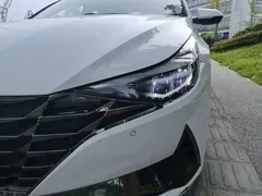 2022 Hyundai Elantra 1.5L CVT GLX Elite, белый — фото 24