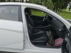 2022 Hyundai Elantra 1.5L CVT GLX Elite, белый — фото 25