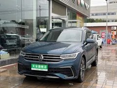 2022 Volkswagen Tiguan L 330TSI AT 2WD R-Line, синий — фото 1
