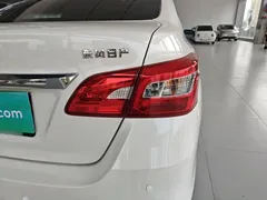 2021 Nissan Sylphy 1.6XL CVT Luxury, белый — фото 24