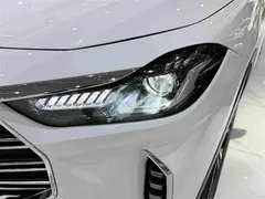 2021 Jetour X70 PLUS 1.5T DCT 7-seat, белый — фото 7