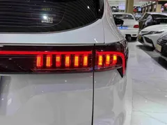 2021 Jetour X70 PLUS 1.5T DCT 7-seat, белый — фото 8