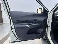 2022 Nissan Kicks 1.5L CVT XV Luxury, белый — фото 15