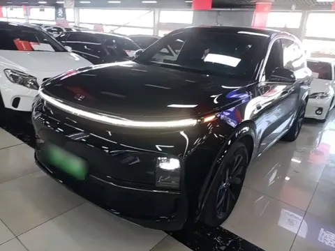 2023 Li Auto L8 Pro
