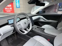 2022 Nio ET5 75kWh, синий — фото 4