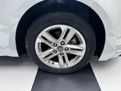 2022 Toyota Levin 185T CVT Luxury, белый — фото 5
