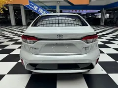 2022 Toyota Levin 185T CVT Luxury, белый — фото 8