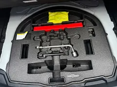 2022 Toyota Levin 185T CVT Luxury, белый — фото 10