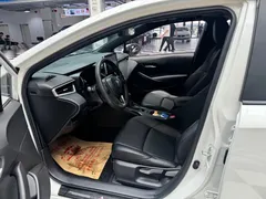 2022 Toyota Levin 185T CVT Luxury, белый — фото 11