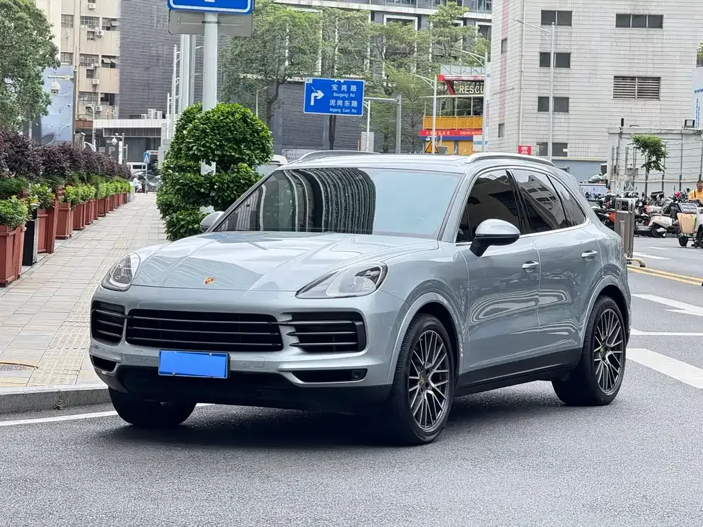 2022 Porsche Cayenne 3.0T Platinum