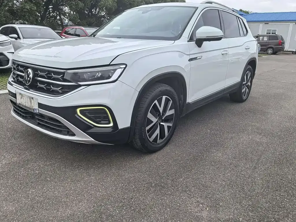 2023 Volkswagen Tayron 330TSI 2WD Plus