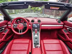 2020 Porsche 718 Boxster 2.0T, белый — фото 9