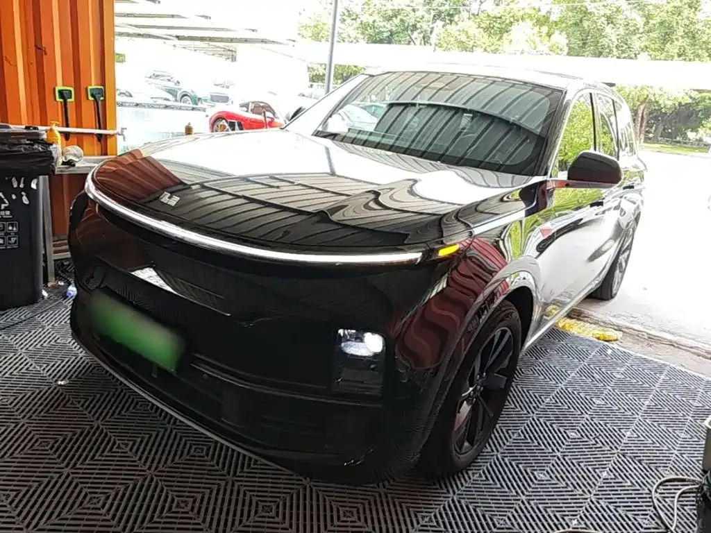 2023 Li Auto L8 Pro