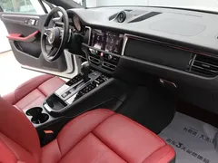2022 Porsche Macan T 2.0T — фото 24