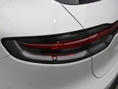 2022 Porsche Macan T 2.0T — фото 30