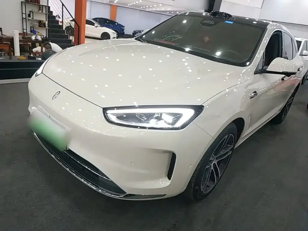 2025 Aito M5 4WD