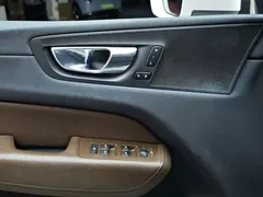 2022 Volvo XC60 4WD Zhiyi Luxury, белый — фото 9