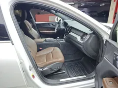 2022 Volvo XC60 4WD Zhiyi Luxury, белый — фото 14